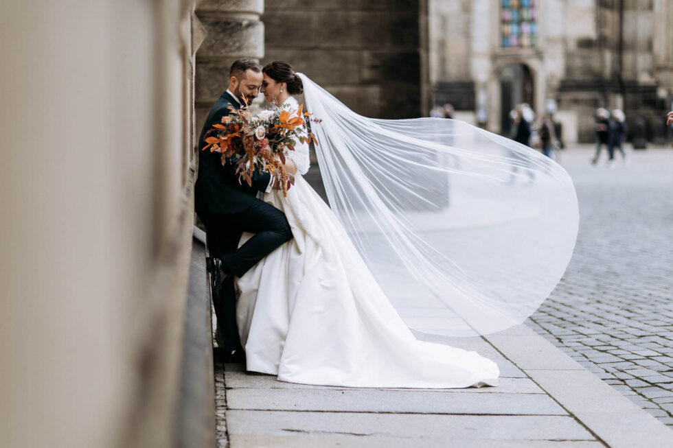 Barock, Brautpaarfotos, Dresden, Fürstenzug, Hochzeit, Opernhaus am Zwinger, Semperoper