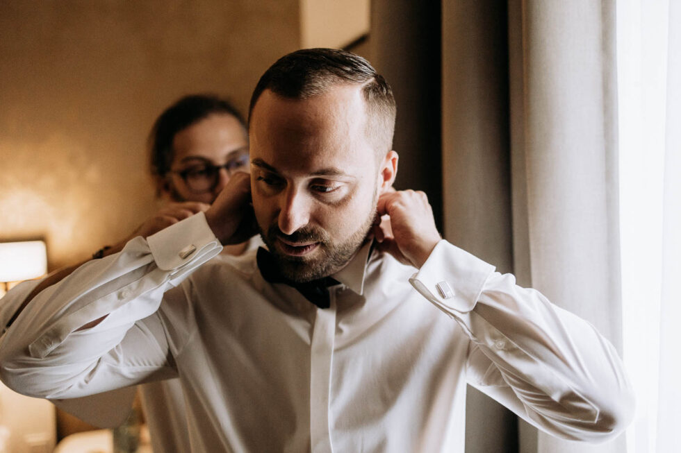 Anziehen, Bräutigam, Dresden, Getting Ready, Hochzeit